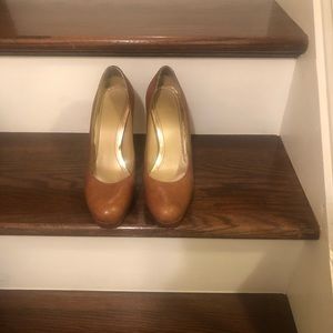 Stuart Weitzman Nude Pump